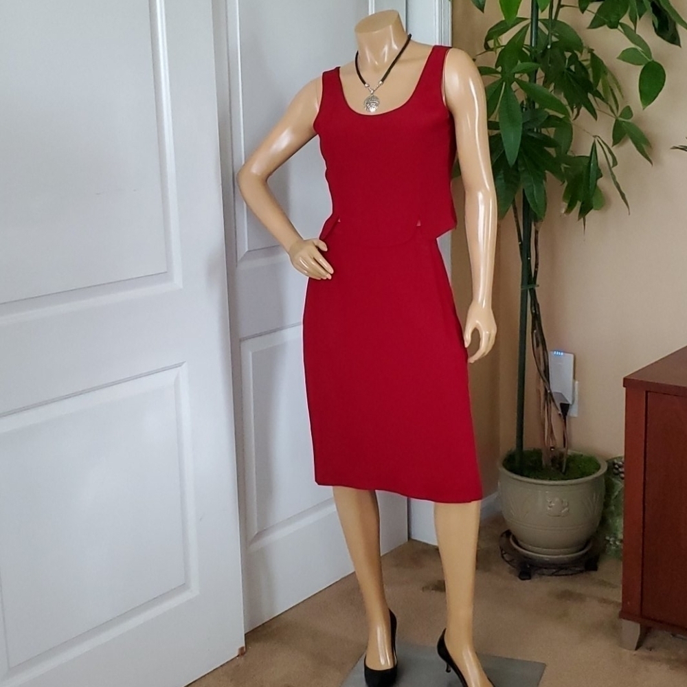 Albert Nipon Petite Sleeveless 2Pc. Skirt Set Sz. 8